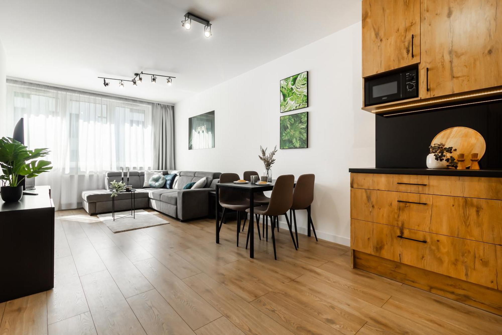 Apartament Near Sky Tower Free Parking For 2 Cars Wrocław Exteriör bild